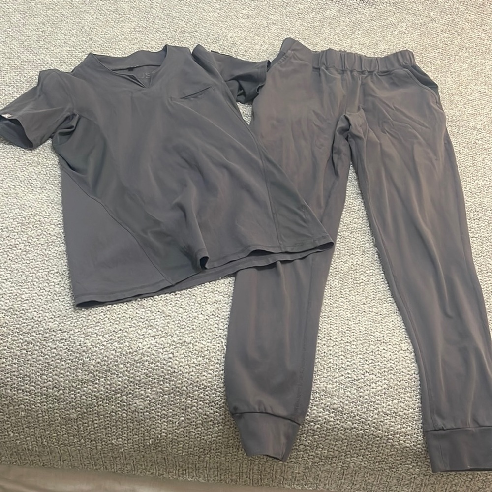 gray joggers scrubs set